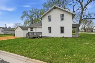 112 Church St, Orfordville, WI 53576 - Photo 3