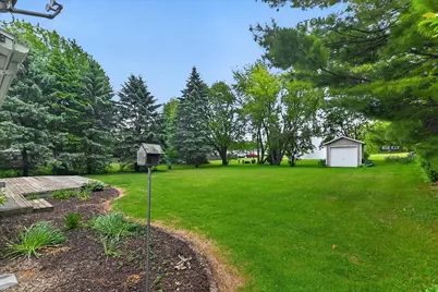 1425 Hyland Drive, Stoughton, WI 53589 - Photo 5