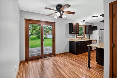 1425 Hyland Drive, Stoughton, WI 53589 - Photo 9