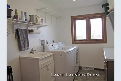 1725 County Road B Road, Platteville,  53818 - Photo 15