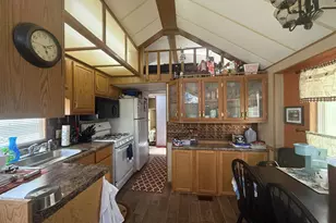 105 Red Oak Dr, Wisconsin Dells, WI 53940 - Photo 3