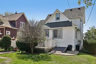 409 1st St, Baraboo, WI 53913 - Photo 47