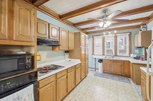 409 1st St, Baraboo, WI 53913 - Photo 5