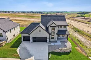 1405 Yeske Dr, Waunakee, WI 53597 - Photo 3