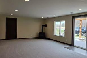 23 Heather Dr, Cottage Grove, WI 53527 - Photo 13