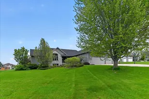 2988 Wyndwood Way, Sun Prairie, WI 53590 - Photo 3