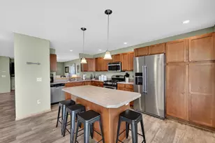 811 Cheshire Castle Way, Verona, WI 53593 - Photo 7