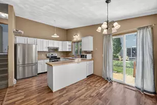 414 Meadow Oak Trail, DeForest, WI 53532 - Photo 5