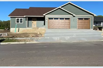 401 Roosevelt Street, Baraboo, WI 53913 - Photo 1