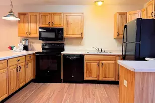 511 E Adams Street, Wisconsin Dells, WI 53965 - Photo 9