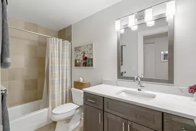137 E Wilson Street #314, Madison, WI 53703 - Photo 17