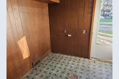 312 Elm Street, Endeavor, WI 53930 - Photo 27