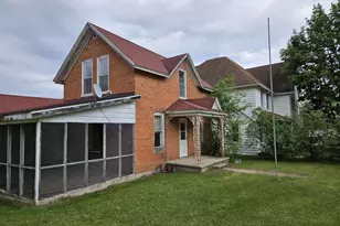 312 N Elm St, Endeavor, WI 53930 - Photo 3