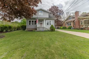 197 Geneva St, Williams Bay, WI 53191 - Photo 1