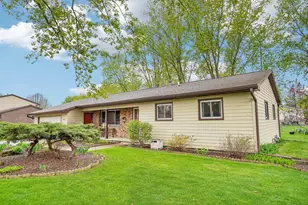 409 Cedar St, Sauk City, WI 53583 - Photo 5