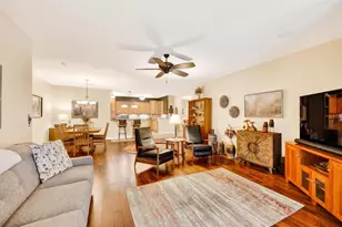 34 Cherokee Cir, Madison, WI 53704 - Photo 3