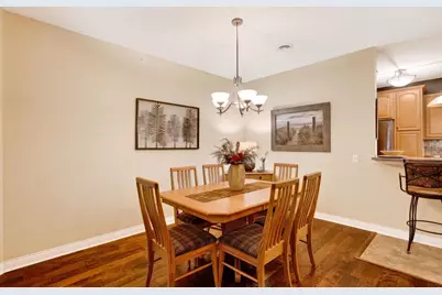 34 Cherokee Circle #103, Madison, WI 53704 - Photo 7
