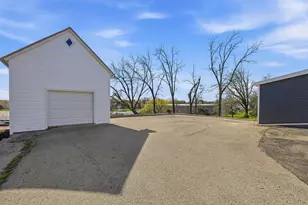 370 N Main St, Juneau, WI 53039 - Photo 25