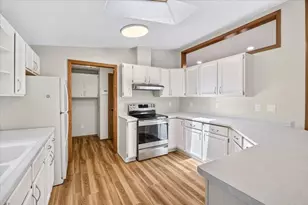 N3977 Meadow Dr, Cambridge, WI 53523 - Photo 15