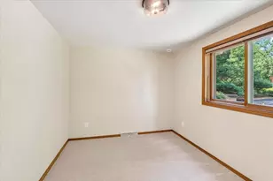 N3977 Meadow Dr, Cambridge, WI 53523 - Photo 35