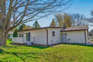 403 Lucille St, Verona, WI 53593 - Photo 3