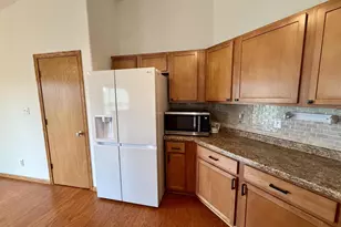 4011 Creekside Dr, Janesville, WI 53548 - Photo 13