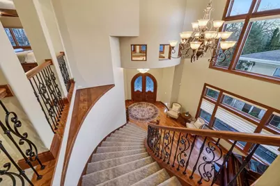 2202 Colladay Point Drive, Stoughton, WI 53589 - Photo 5