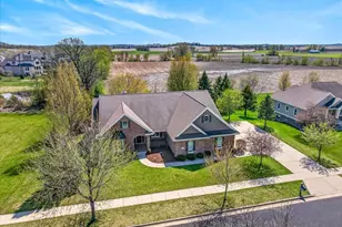 1642 Bellewood Dr, Waunakee, WI 53597 - Photo 65