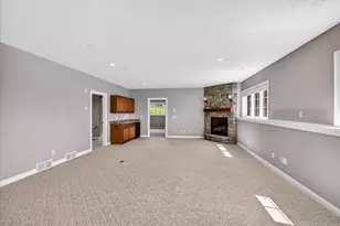 1642 Bellewood Dr, Waunakee, WI 53597 - Photo 47