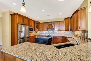 1642 Bellewood Dr, Waunakee, WI 53597 - Photo 19