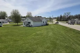 525 Water St, Shullsburg, WI 53586 - Photo 23