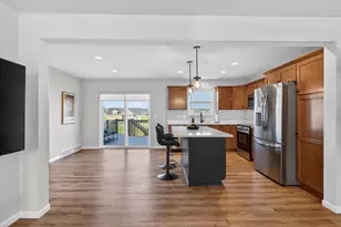 816 Blue Crane Run, Madison, WI 53593 - Photo 7