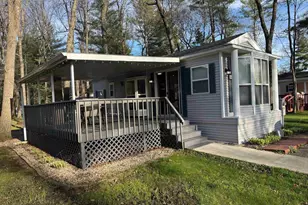 114 Sugar Maple Cir, Lake Delton, WI 53965 - Photo 3