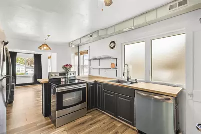 420 Gannon Avenue, Madison, WI 53714 - Photo 5