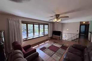 5210 Big Bow Rd, Fitchburg, WI 53711 - Photo 7
