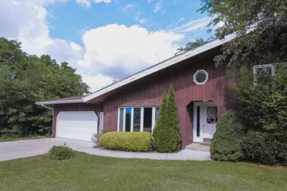 507 Park View Drive, Mount Horeb, WI 53572 - Photo 3