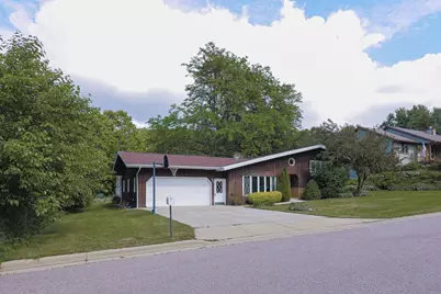 507 Park View Drive, Mount Horeb, WI 53572 - Photo 5