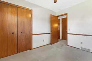 5905 S Hill Dr, Madison, WI 53705 - Photo 25