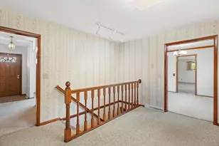 5905 S Hill Dr, Madison, WI 53705 - Photo 15