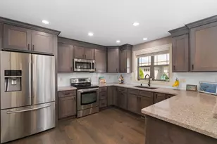 1411 Spahn Dr, Waunakee, WI 53597 - Photo 9