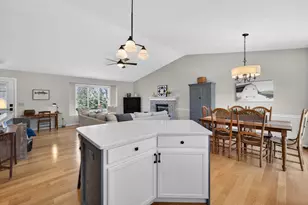 1107 Tara Dr, Sun Prairie, WI 53590 - Photo 11