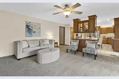 6513 Gettysburg Drive, Madison, WI 53705 - Photo 9