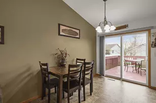 3637 Turning Leaf Dr, Madison, WI 53719 - Photo 15