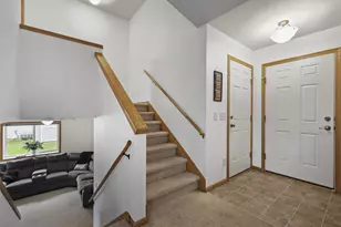 3637 Turning Leaf Dr, Madison, WI 53719 - Photo 5