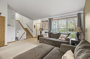 3637 Turning Leaf Dr, Madison, WI 53719 - Photo 7