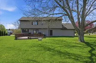 6715 Forest Park Dr, DeForest, WI 53532 - Photo 33