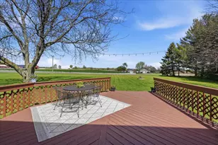 6715 Forest Park Dr, DeForest, WI 53532 - Photo 31