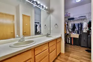 301 Harbour Town Dr, Madison, WI 53717 - Photo 29