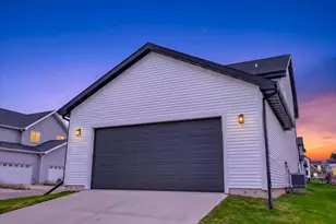 4879 Jicama Rd, Fitchburg, WI 53711 - Photo 7