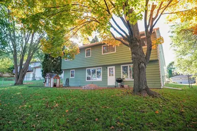 730 Wilson Street, Sun Prairie, WI 53590 - Photo 3
